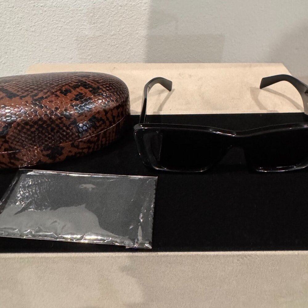 Prada Black Sunglasses - Picture 8 of 8
